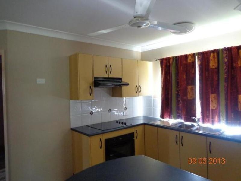 2/33 Gibbard Street, Condon QLD 4815