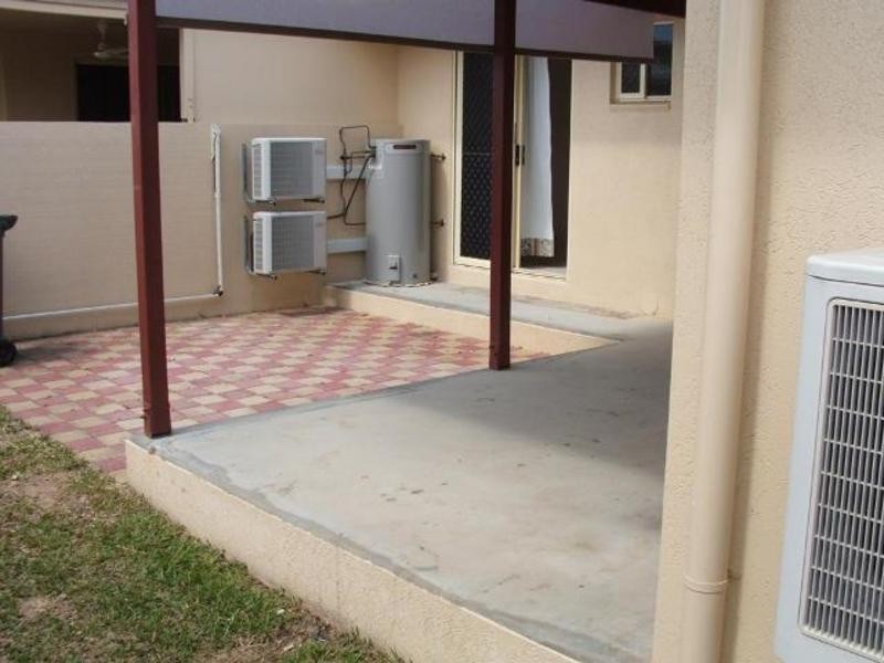 2/33 Gibbard Street, Condon QLD 4815