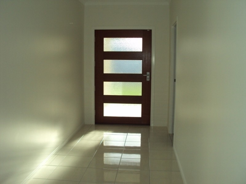 2 Sykes Close, Burdell QLD 4818