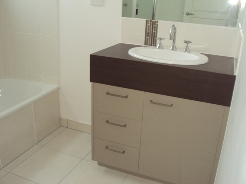 2 Sykes Close, Burdell QLD 4818