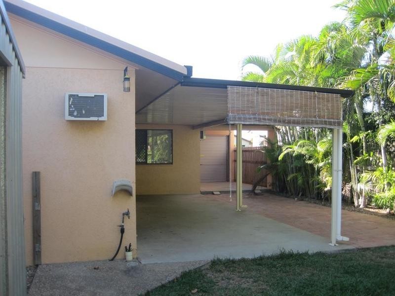 4 Lappin Place, Kirwan QLD 4817