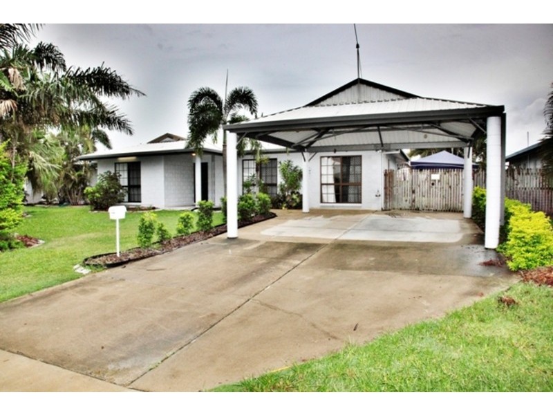 23  Amber Avenue, Rasmussen QLD 4815