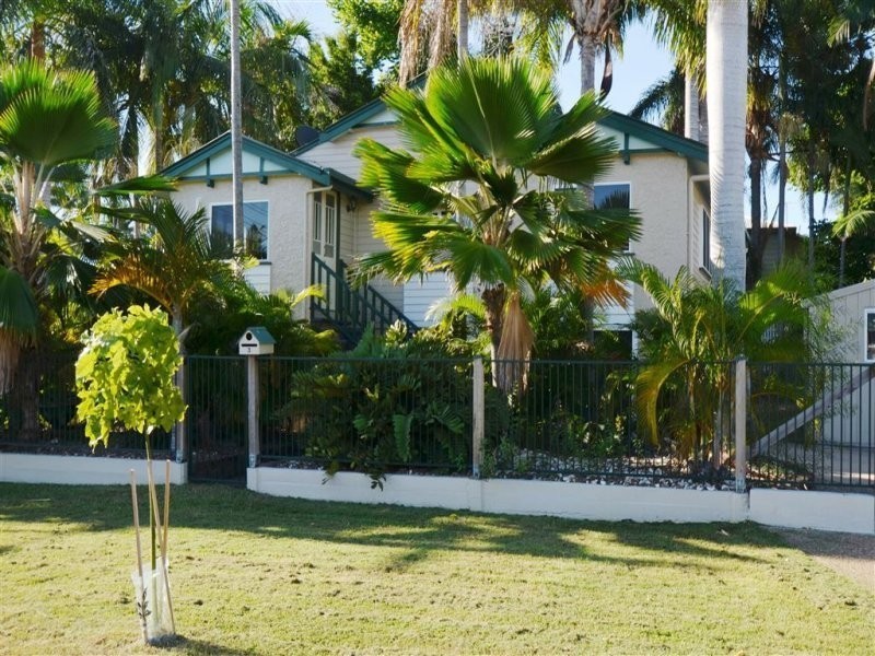 3 John Street, West End QLD 4810