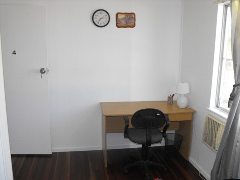 * Banksia Street, Kirwan QLD 4817