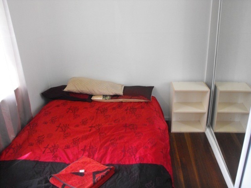 * Banksia Street, Kirwan QLD 4817