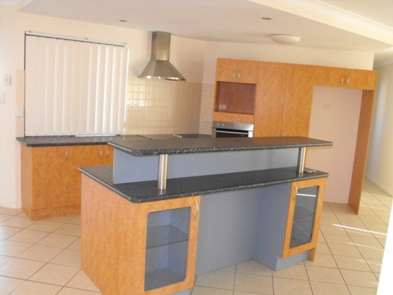 2 The Close, Idalia QLD 4811