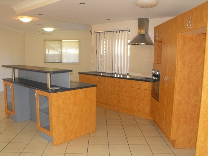 2 The Close, Idalia QLD 4811