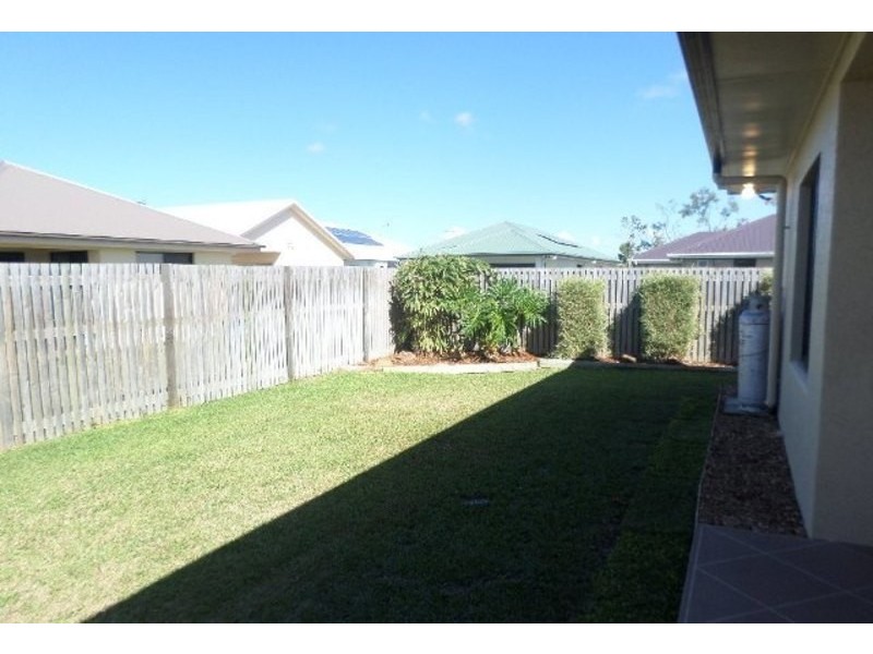 5 Nikao Street (Northshore), Burdell QLD 4818