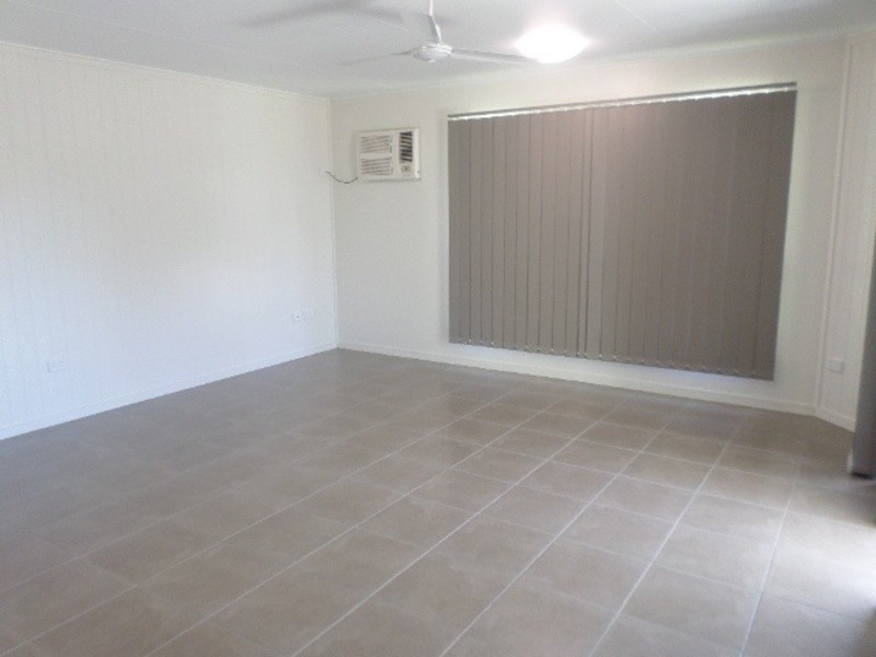 * Peel Street, Garbutt QLD 4814