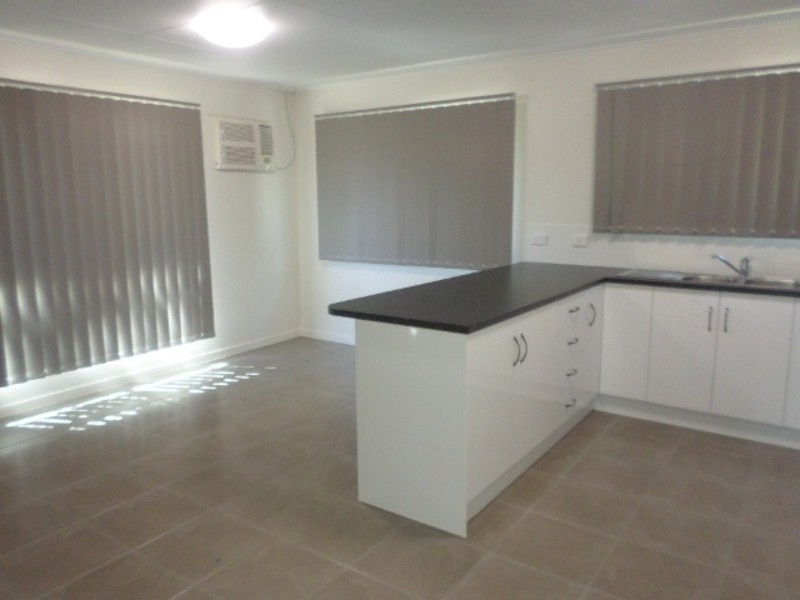 * Peel Street, Garbutt QLD 4814