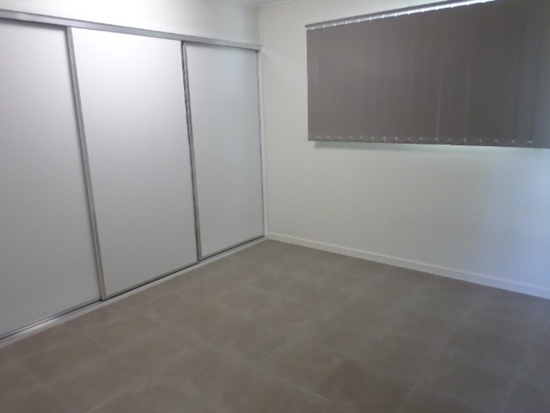 * Peel Street, Garbutt QLD 4814