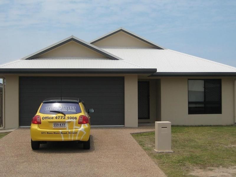 11 Parklands Drive, Mount Louisa QLD 4814