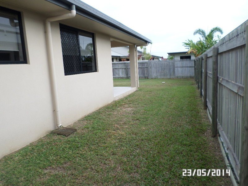 11 Parklands Drive, Mount Louisa QLD 4814