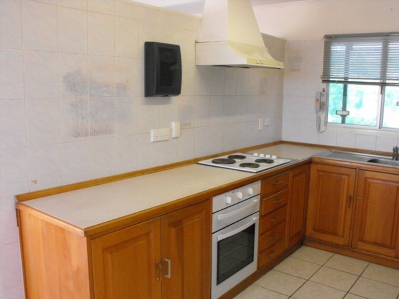 506 Bayswater Road, Mount Louisa QLD 4814