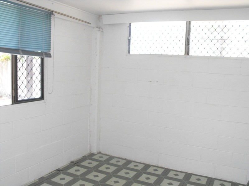 506 Bayswater Road, Mount Louisa QLD 4814