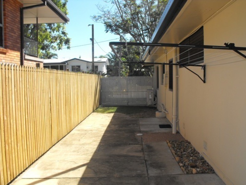 24 Berontha Street, Cranbrook QLD 4814