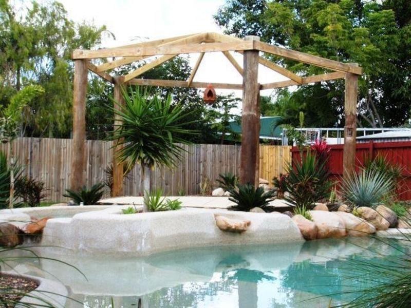 18 Emerald Street, Kirwan QLD 4817