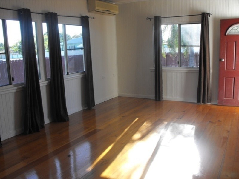 12 Parsons Street, Gulliver QLD 4812