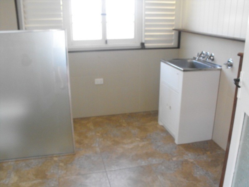 12 Parsons Street, Gulliver QLD 4812