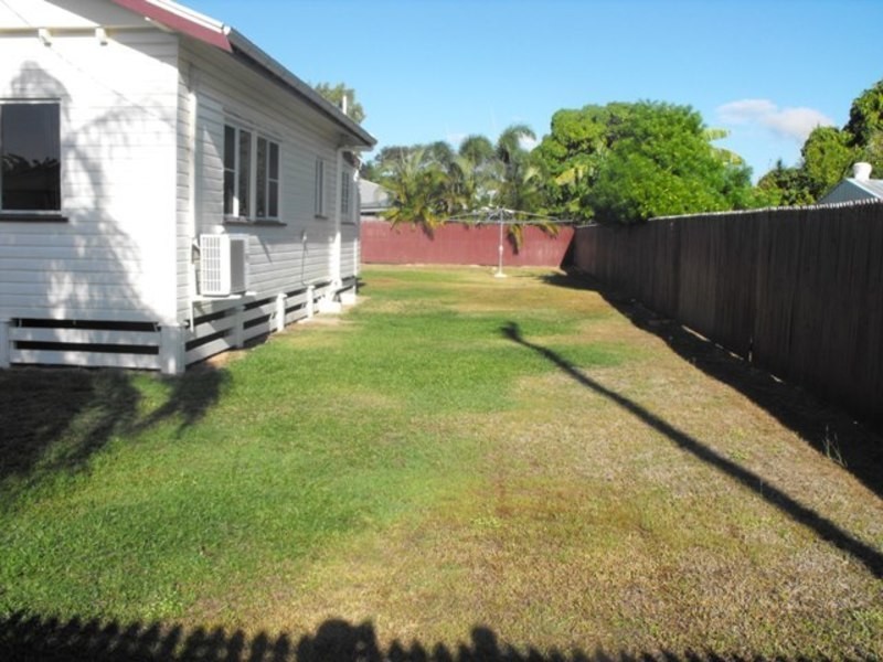 12 Parsons Street, Gulliver QLD 4812