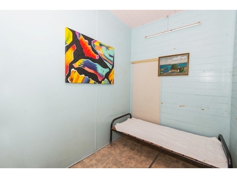 1-3 Garrick Street, West End QLD 4810