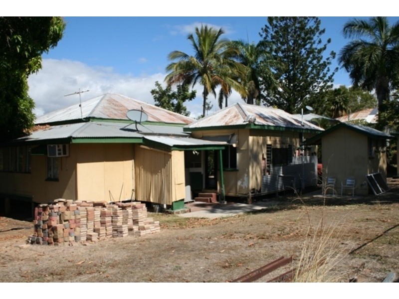 1-3 Garrick Street, West End QLD 4810