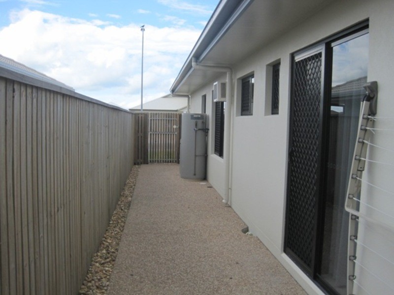 56 Lady Musgrave Circuit, Burdell QLD 4818