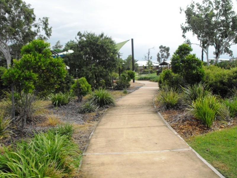 56 Lady Musgrave Circuit, Burdell QLD 4818