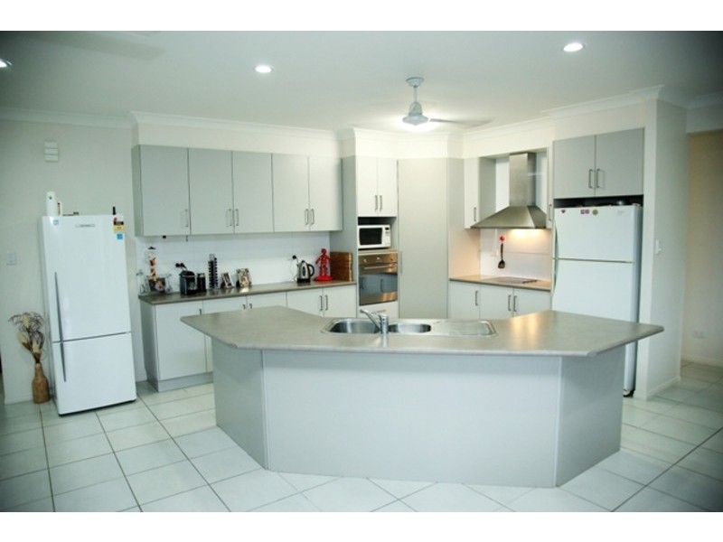 59 Klewarra Boulevard, Douglas QLD 4814