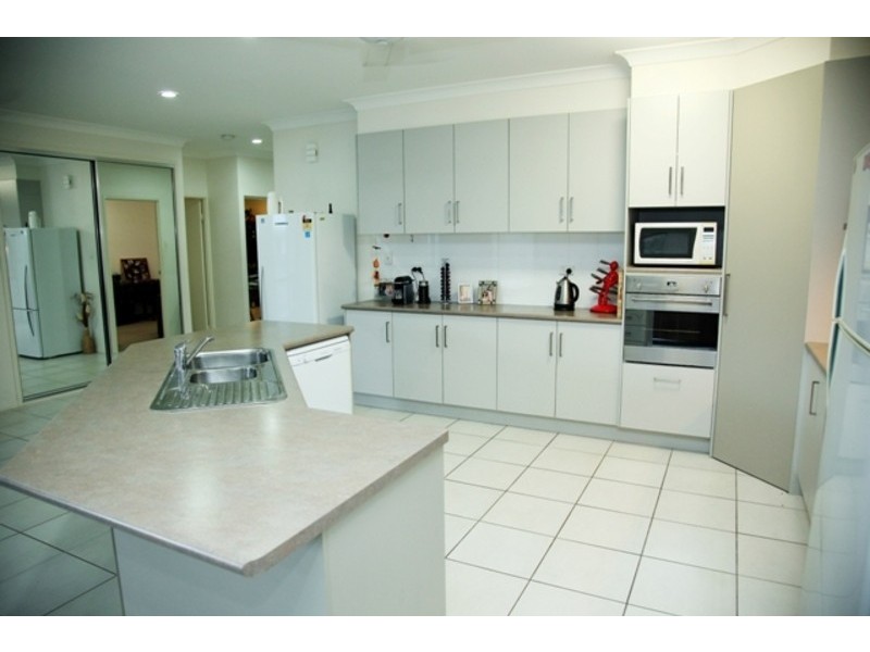 59 Klewarra Boulevard, Douglas QLD 4814