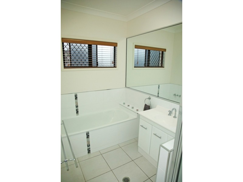 59 Klewarra Boulevard, Douglas QLD 4814
