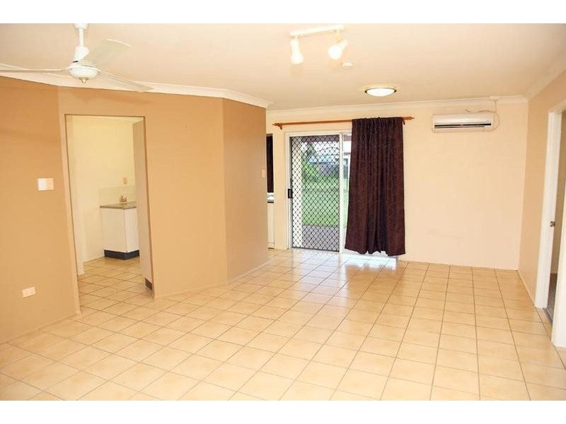 10 Amber Avenue, Rasmussen QLD 4815
