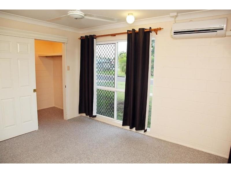 10 Amber Avenue, Rasmussen QLD 4815