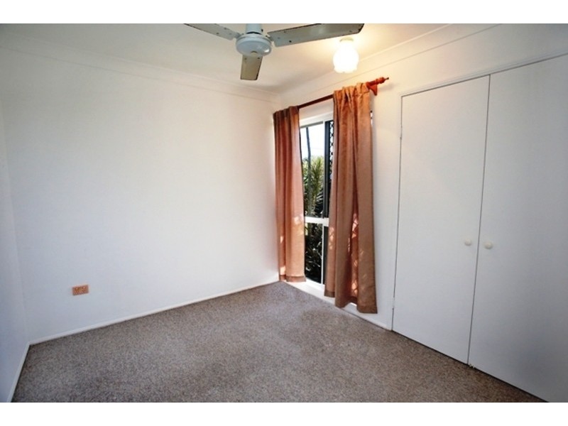 10 Amber Avenue, Rasmussen QLD 4815