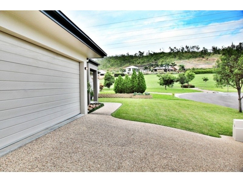 4 Canthium Court, Mount Louisa QLD 4814