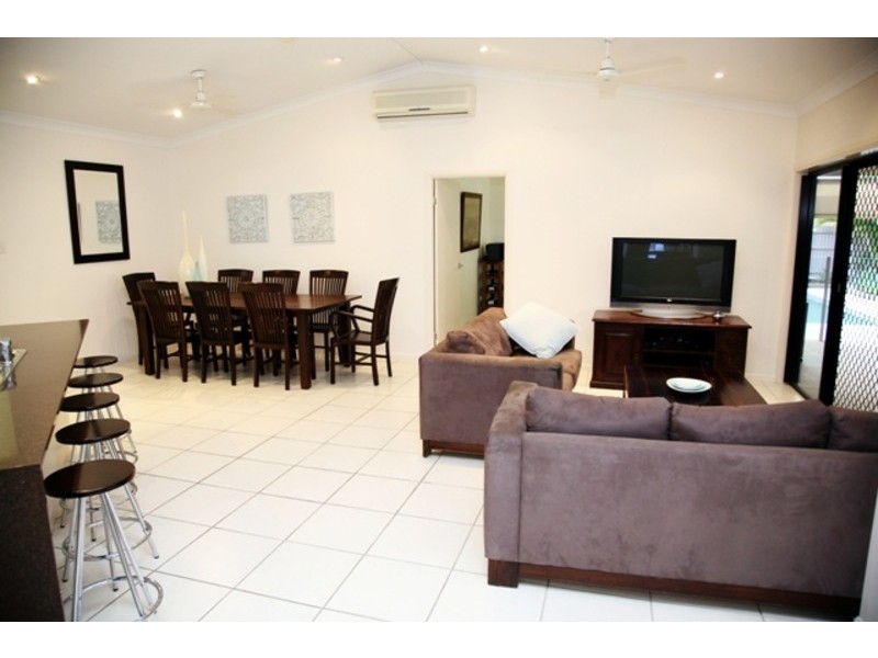 4 Canthium Court, Mount Louisa QLD 4814