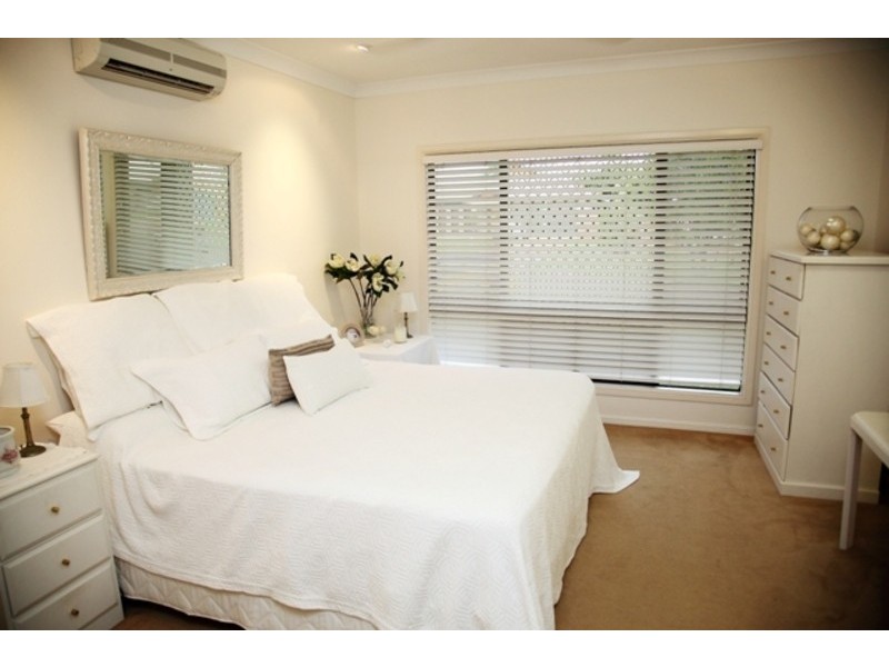 4 Canthium Court, Mount Louisa QLD 4814