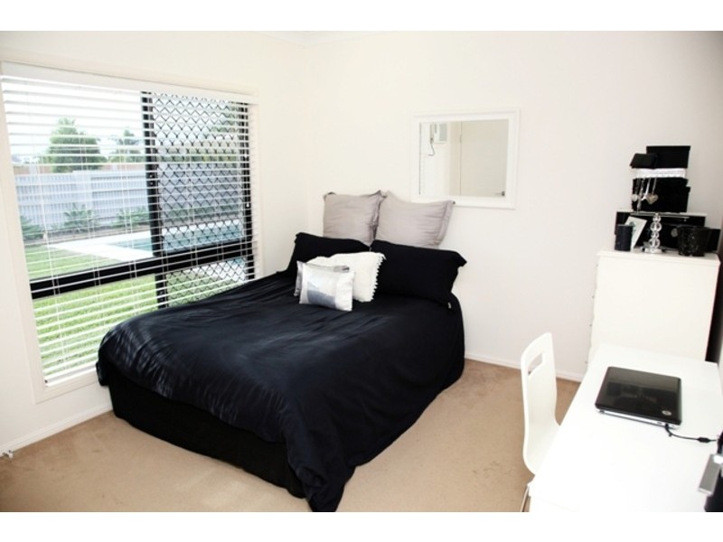 4 Canthium Court, Mount Louisa QLD 4814