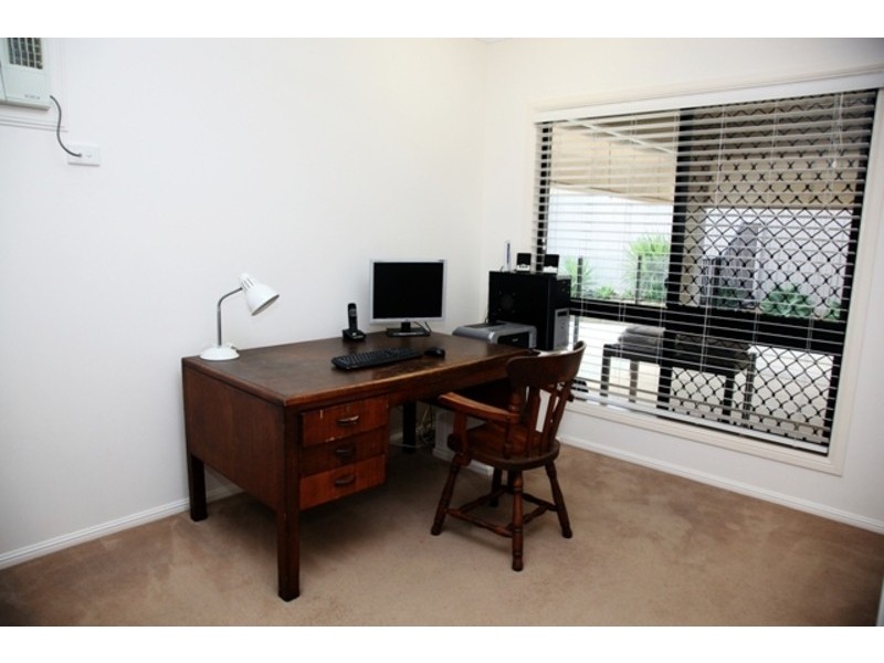 4 Canthium Court, Mount Louisa QLD 4814