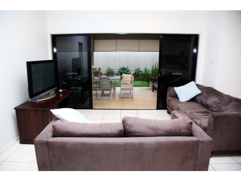 4 Canthium Court, Mount Louisa QLD 4814