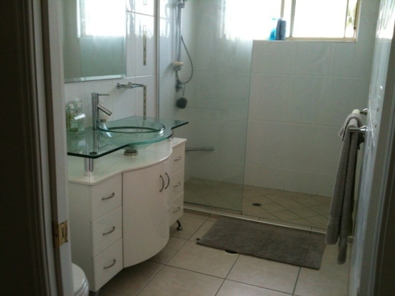 * Fiesta Court, Kirwan QLD 4817