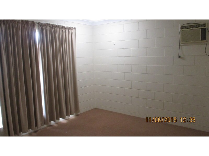 * Amber Avenue, Rasmussen QLD 4815