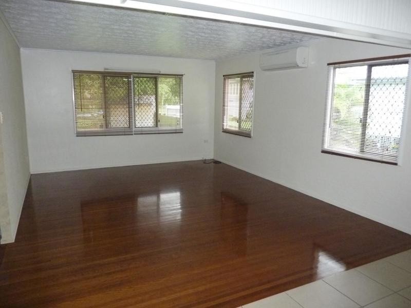 * Bundock Street, Belgian Gardens QLD 4810