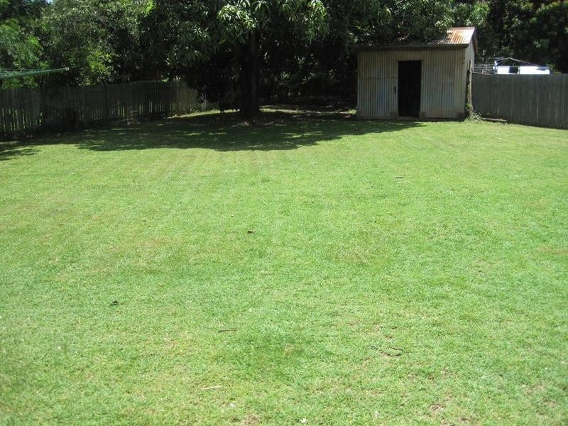 * Bundock Street, Belgian Gardens QLD 4810