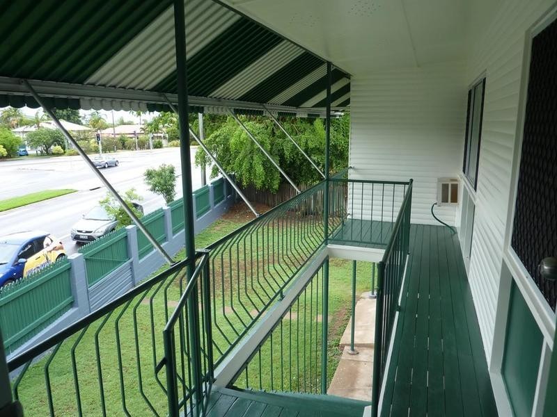 * Bundock Street, Belgian Gardens QLD 4810