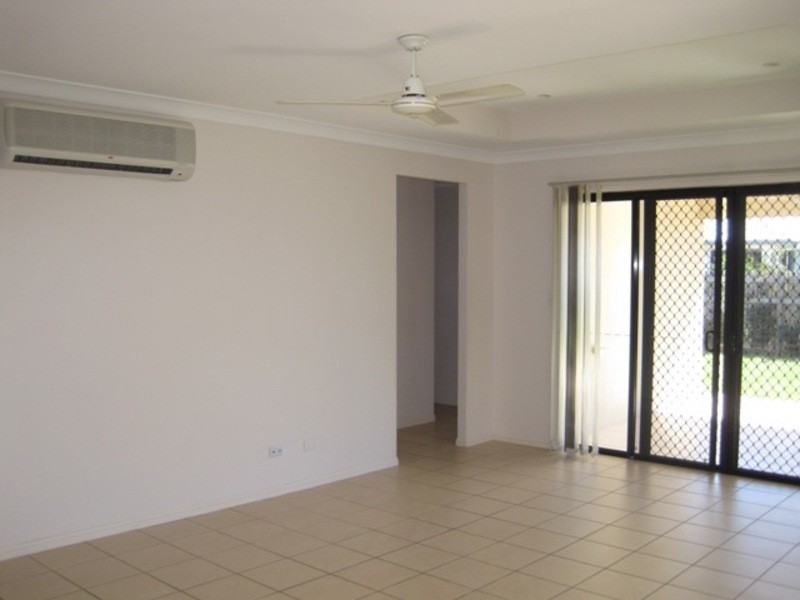 21 Sheerwater Parade, Douglas QLD 4814