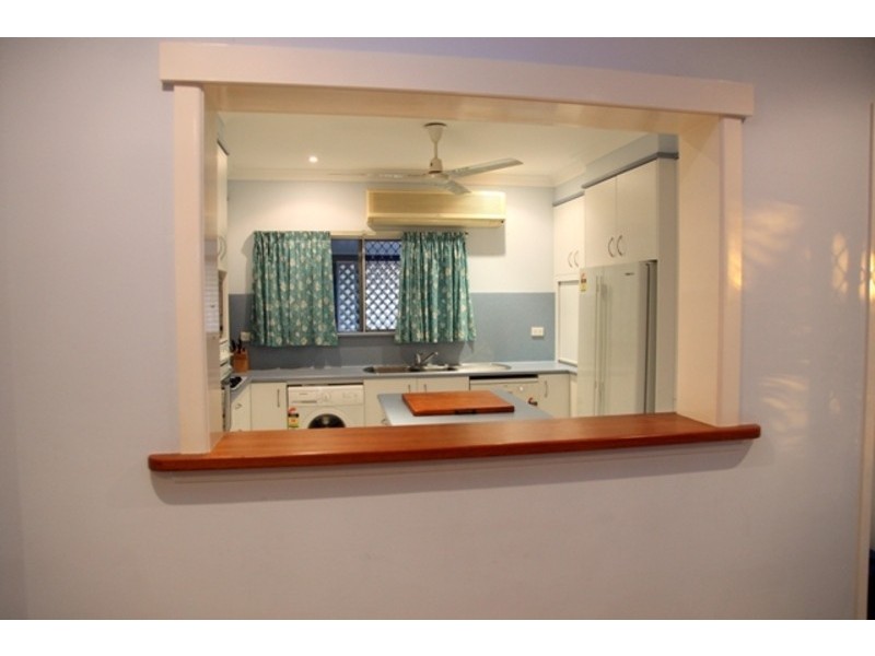 128 Queens Road, Hermit Park QLD 4812