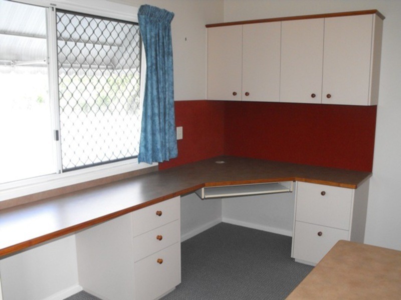 128 Queens Road, Hermit Park QLD 4812