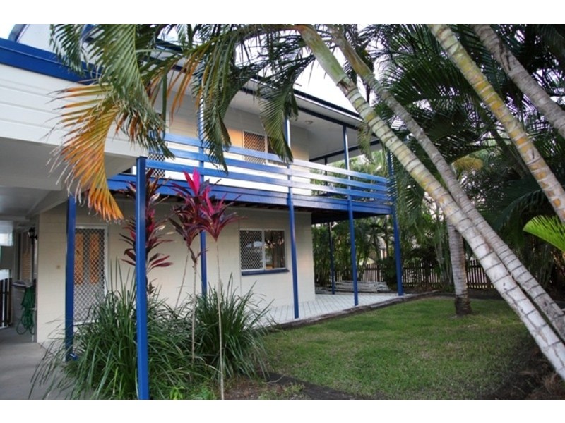 128 Queens Road, Hermit Park QLD 4812