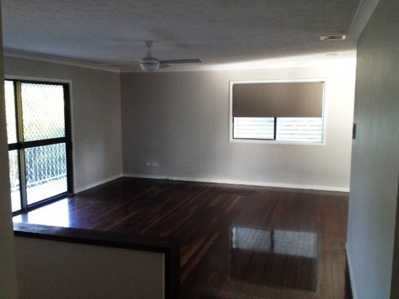 * Cay Street, Saunders Beach QLD 4818